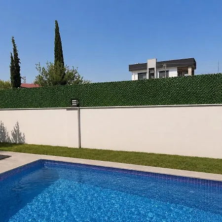Mustakil Havuzlu - Private Space Pool